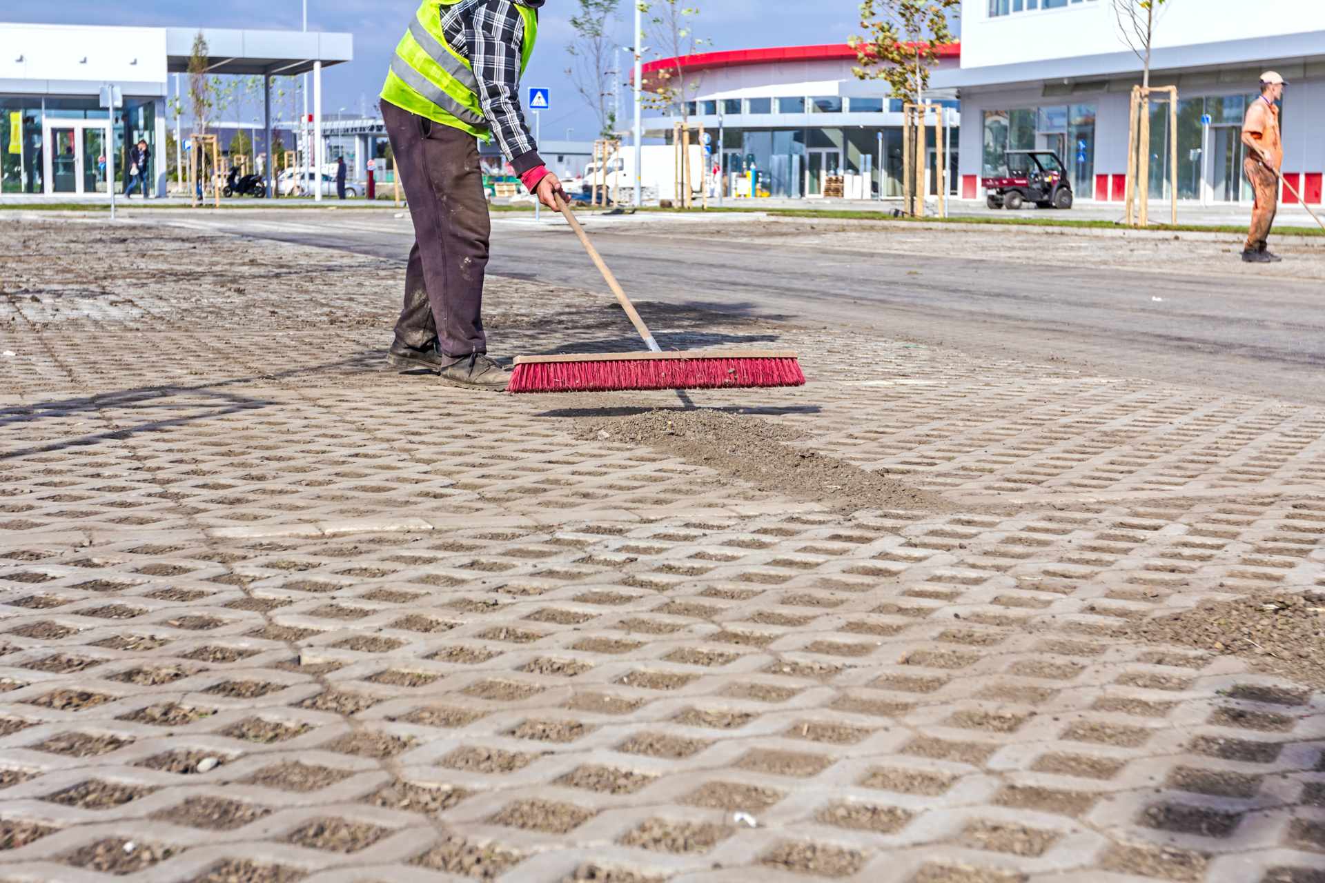 KONE SERVICES - Nettoyage extérieur (parking, chantiers, immeubles) à Brunoy